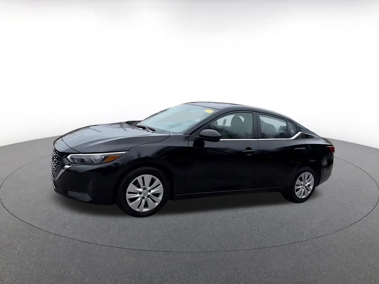 Thumbnail: 2025 Nissan Sentra - 8