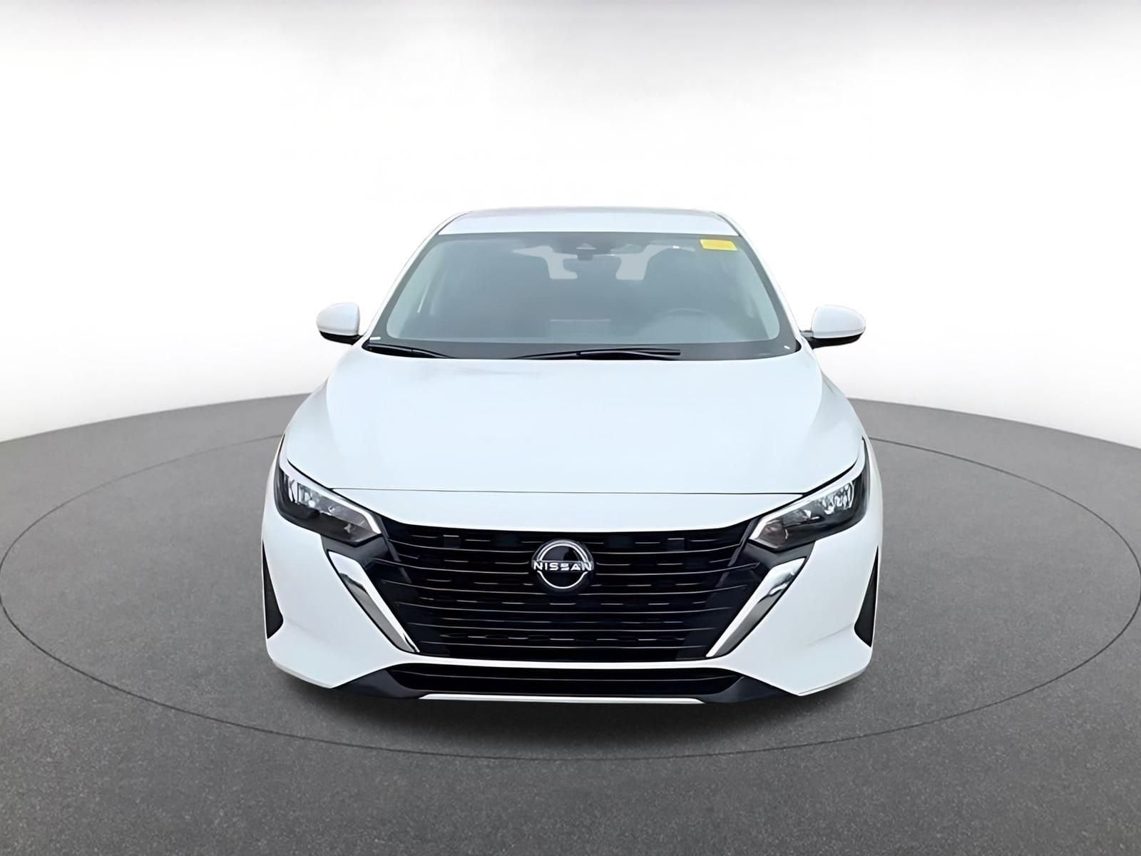 Thumbnail: 2025 Nissan Sentra - 4