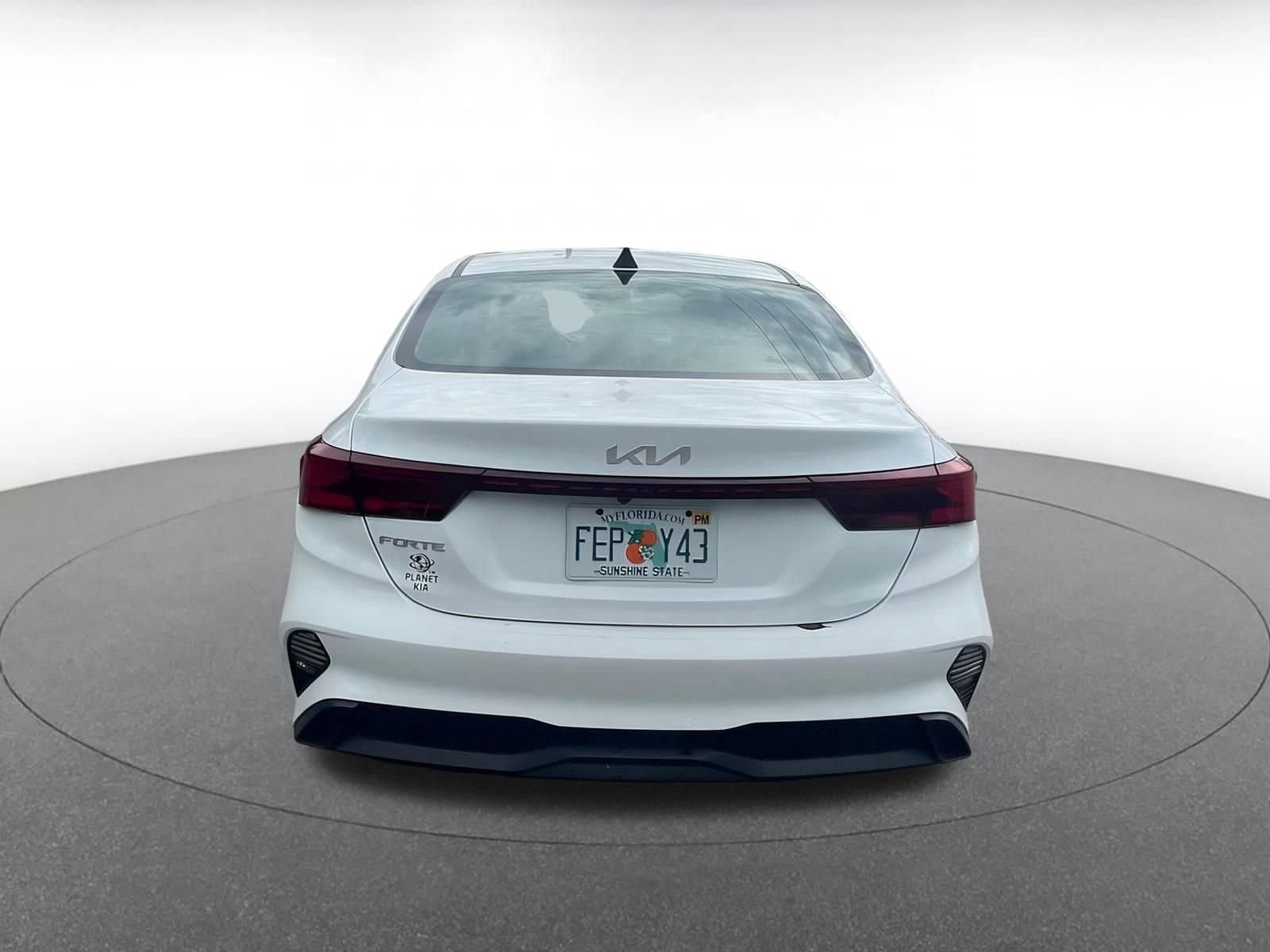 Thumbnail: 2023 Kia Forte - 6