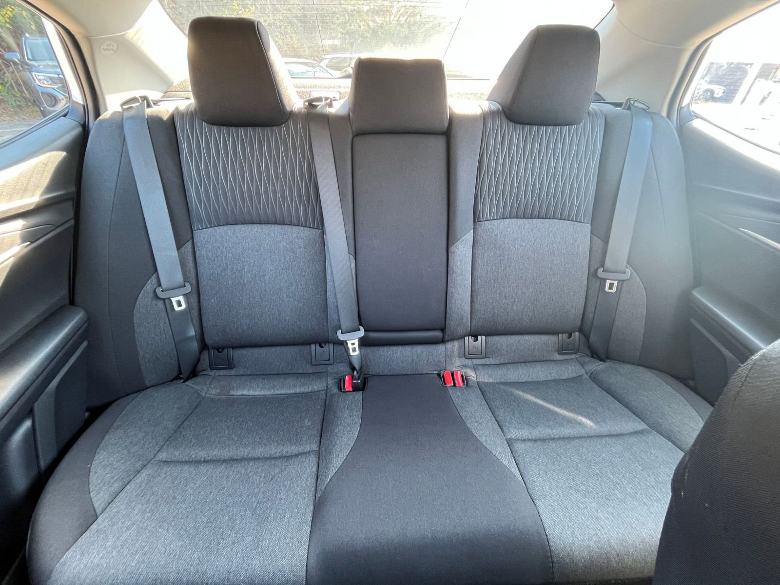 Thumbnail: 2025 Toyota Camry - 33