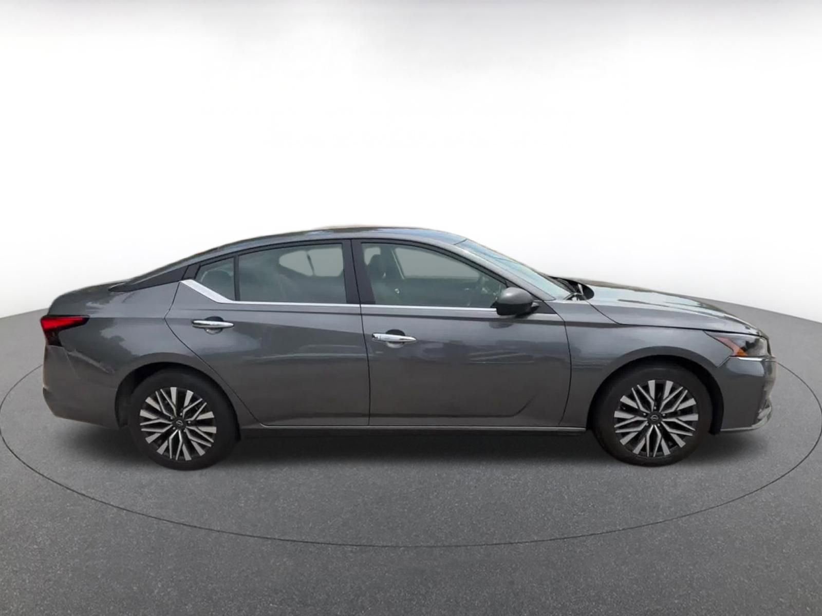 Thumbnail: 2025 Nissan Altima - 16