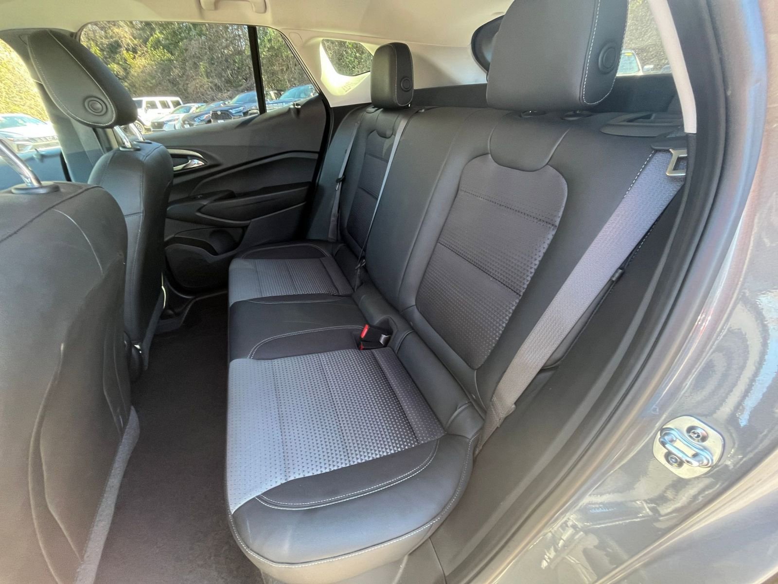 Thumbnail: 2025 Chevrolet Trax - 35