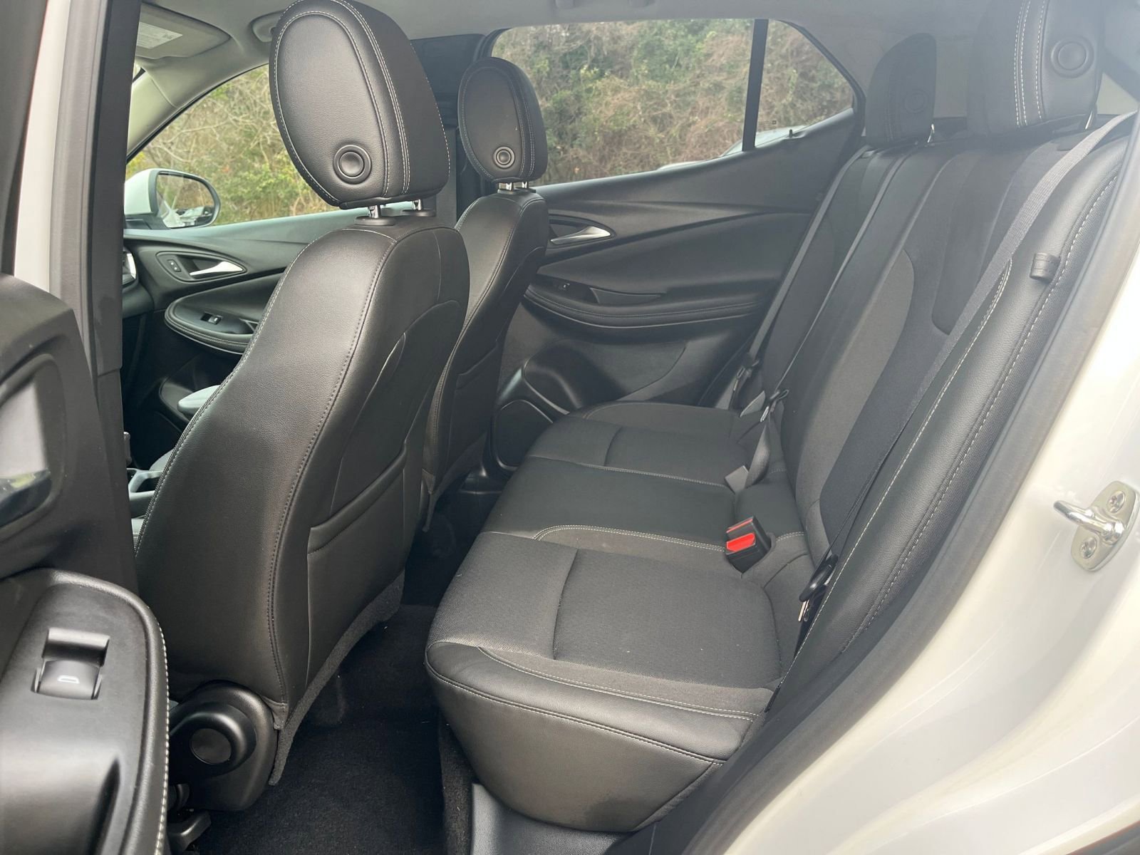 Thumbnail: 2025 Buick Encore GX - 21