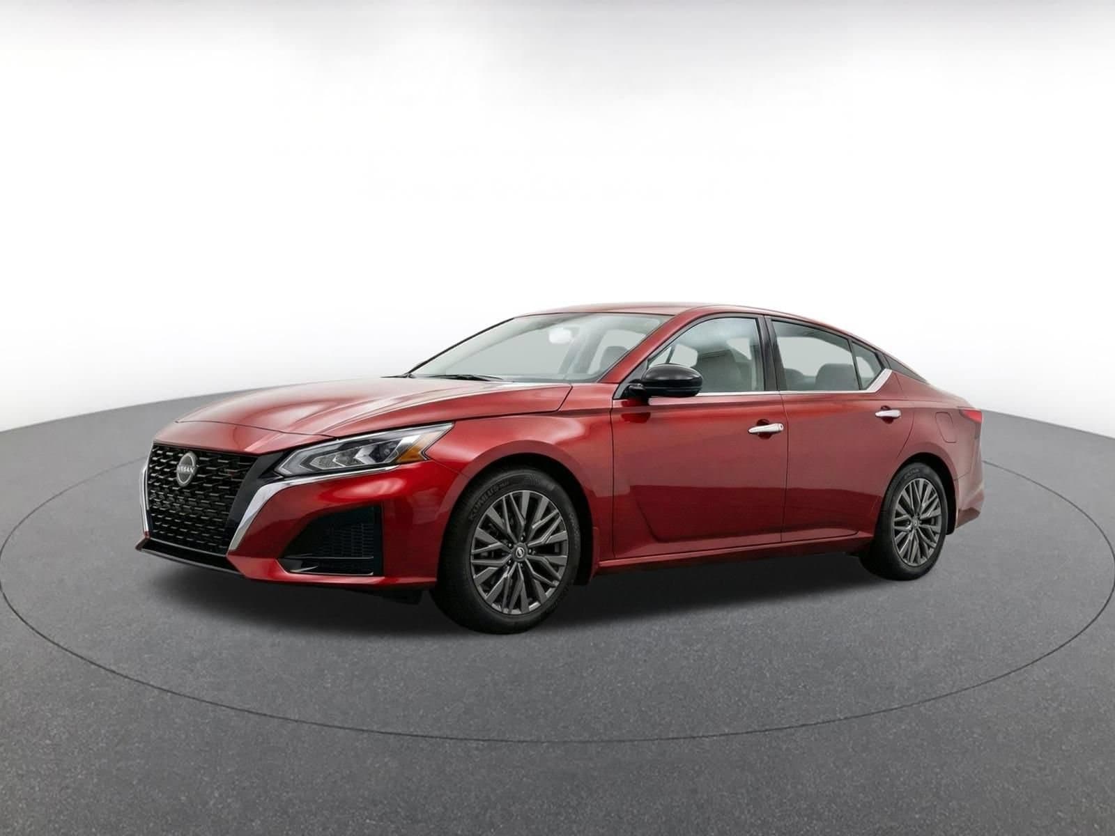 Thumbnail: 2025 Nissan Altima - 3