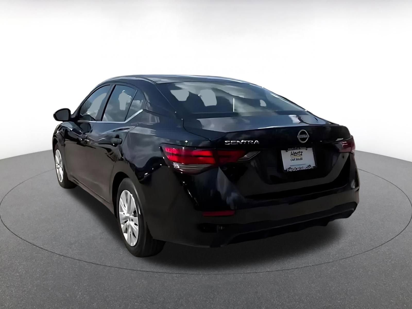 Thumbnail: 2025 Nissan Sentra - 11