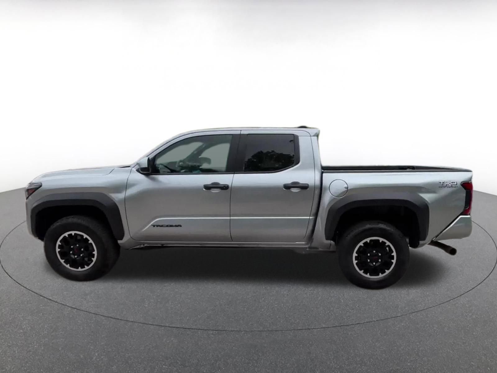 Thumbnail: 2025 Toyota Tacoma - 9