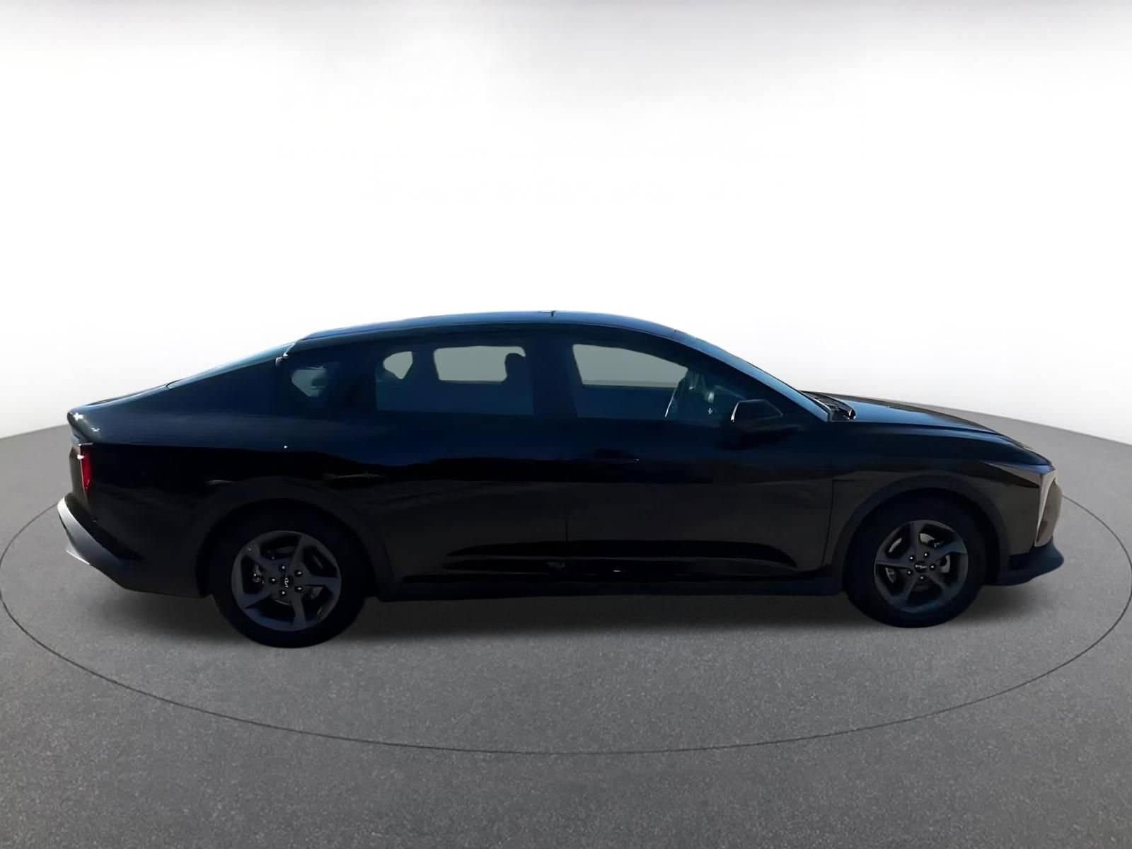 Thumbnail: 2025 Kia K4 - 16