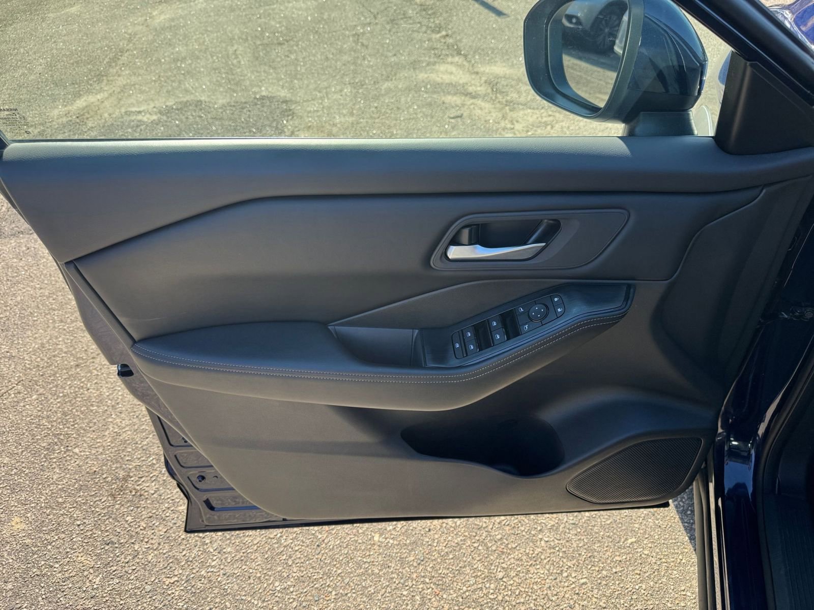 Thumbnail: 2025 Nissan Rogue - 18