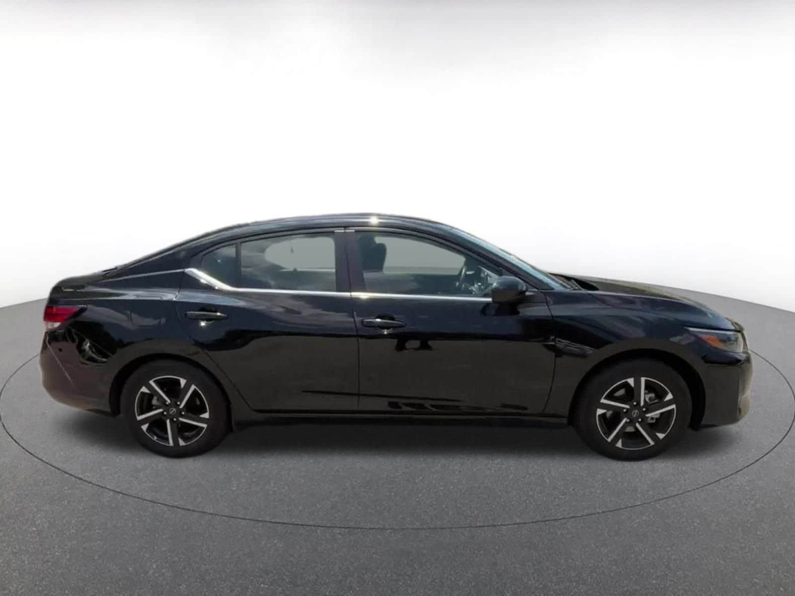 Thumbnail: 2025 Nissan Sentra - 15