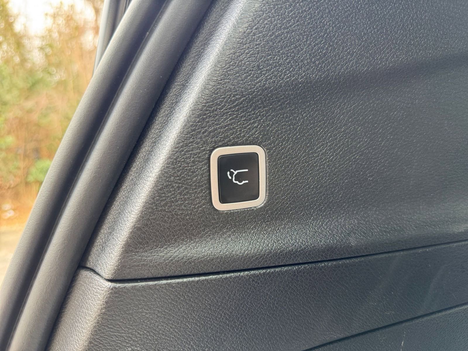 Thumbnail: 2025 Chrysler Pacifica - 21