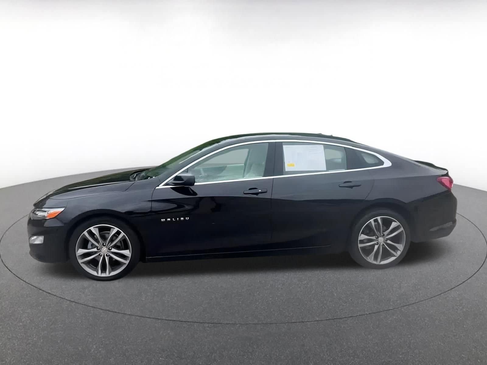 Thumbnail: 2024 Chevrolet Malibu - 9