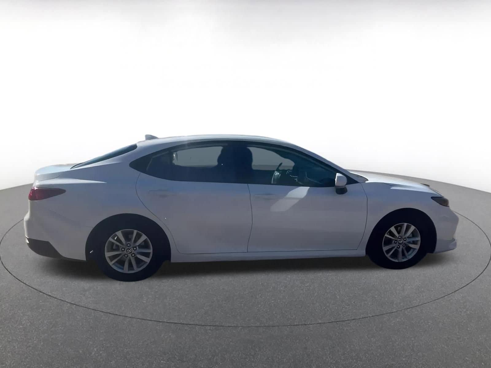 Thumbnail: 2025 Toyota Camry - 16