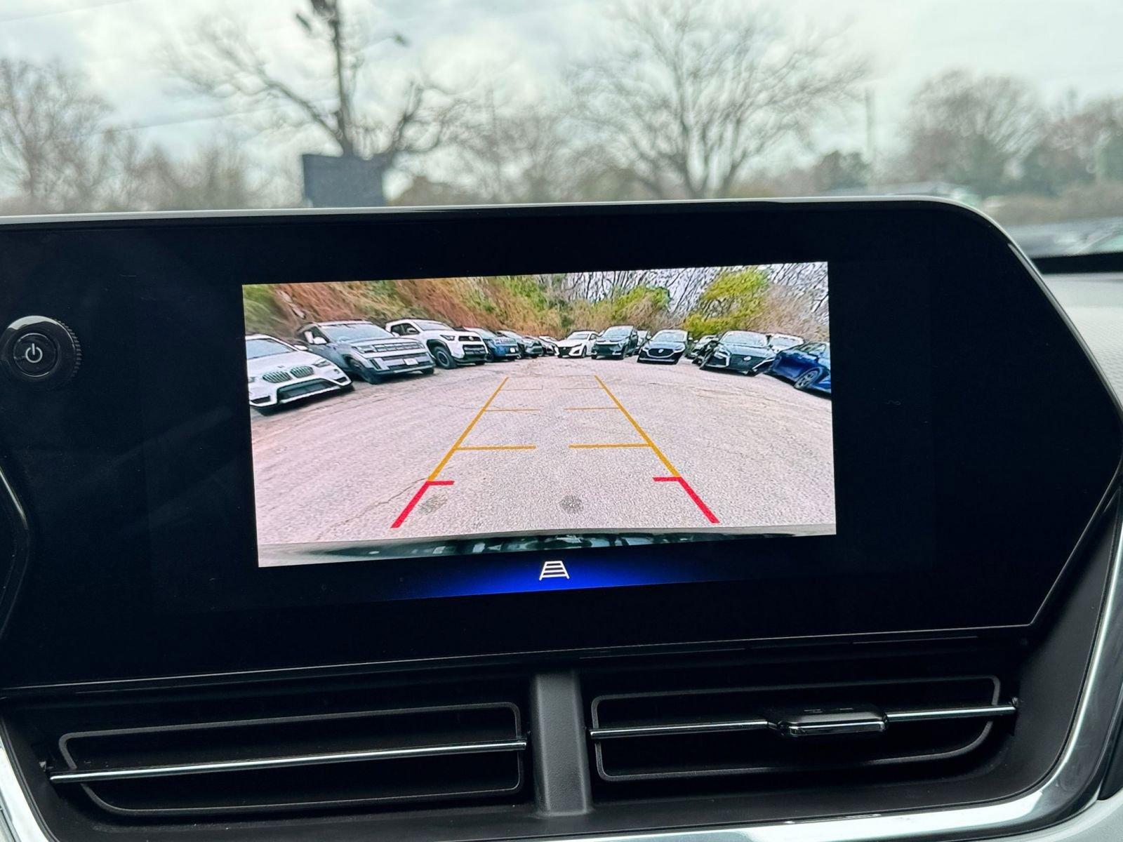 Thumbnail: 2025 Chevrolet Trax - 21