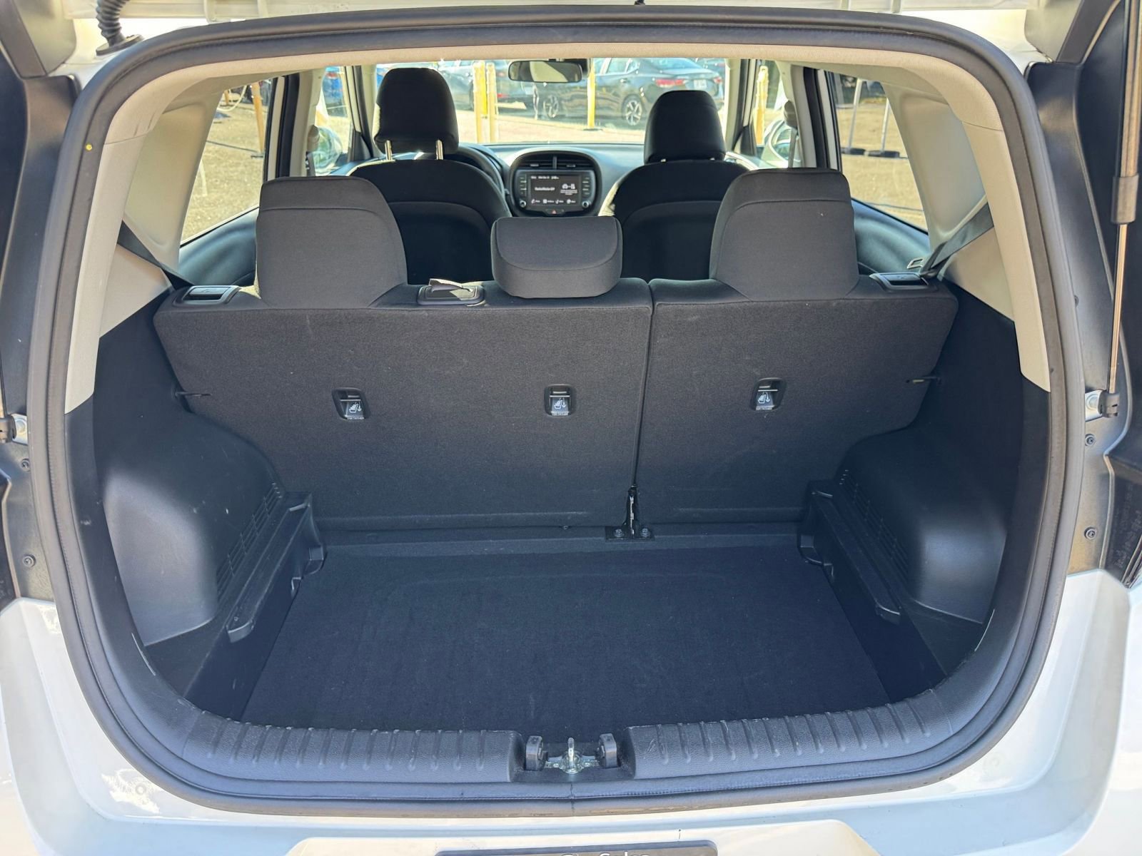 Thumbnail: 2025 Kia Soul - 25