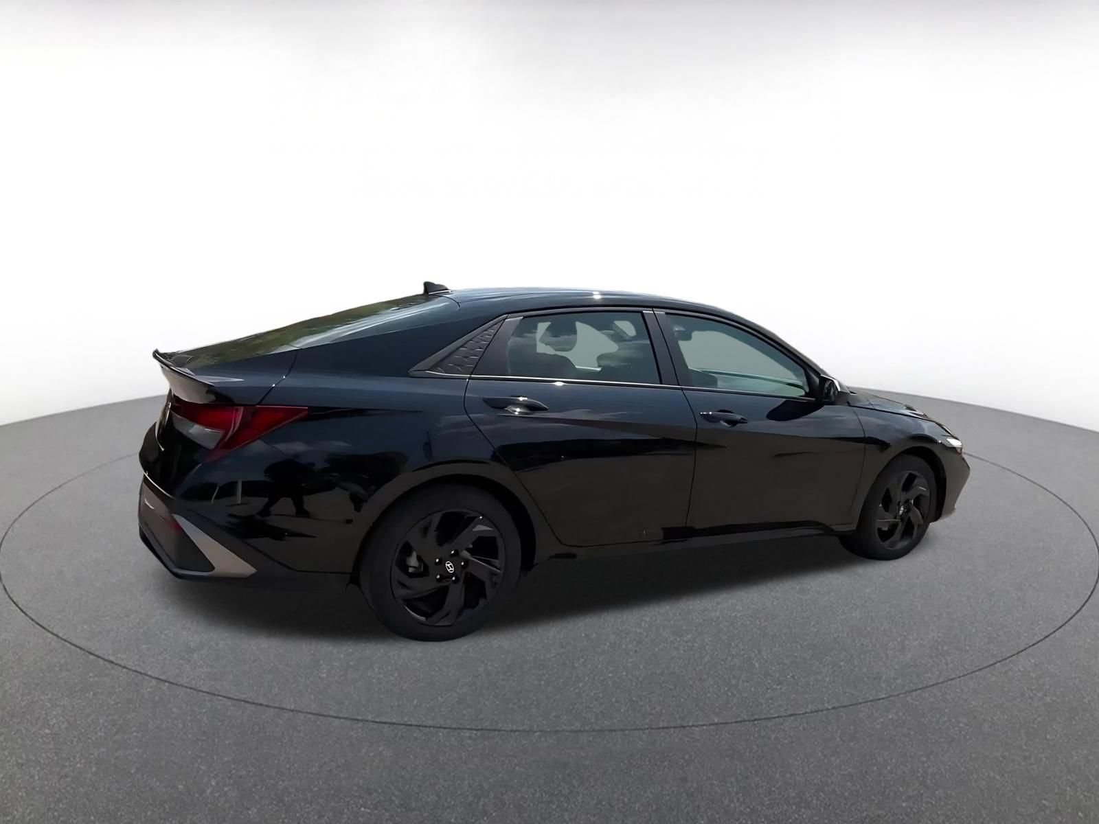 Thumbnail: 2026 Hyundai Elantra - 14