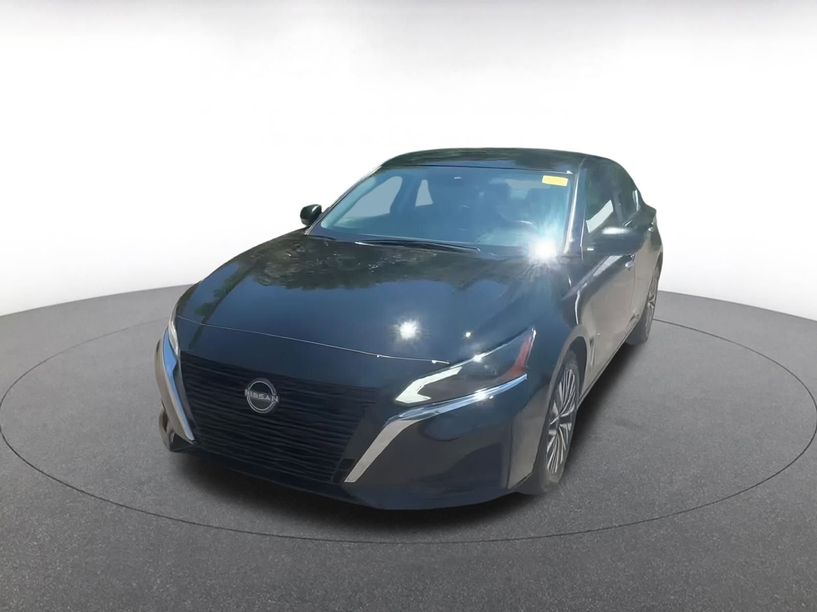 Thumbnail: 2024 Nissan Altima - 7