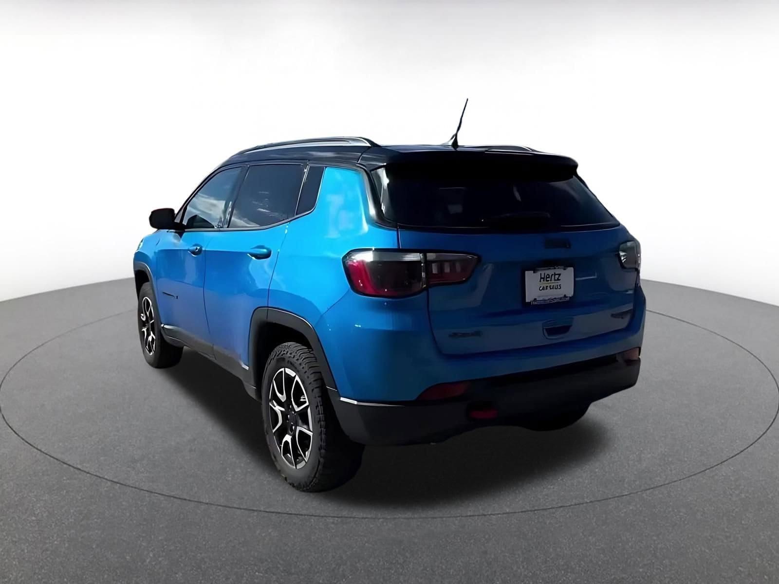 Thumbnail: 2025 Jeep Compass - 11