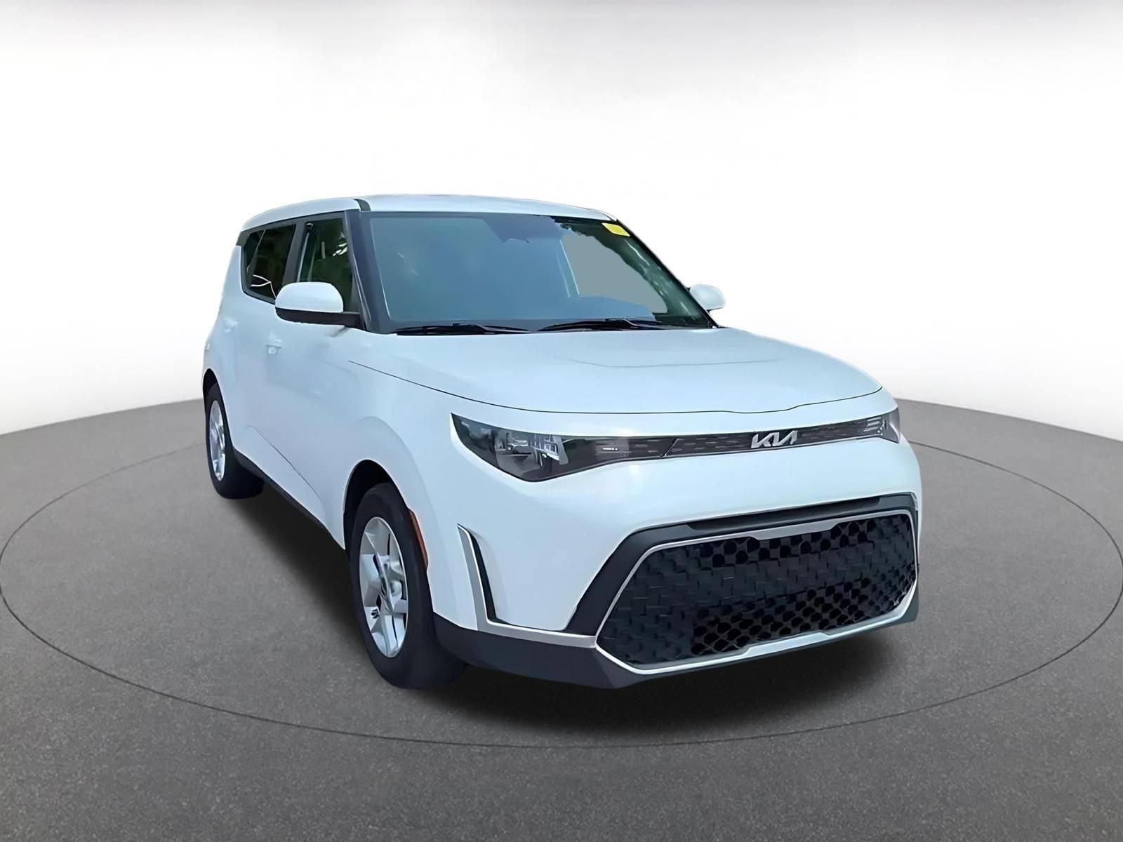 Thumbnail: 2025 Kia Soul - 3