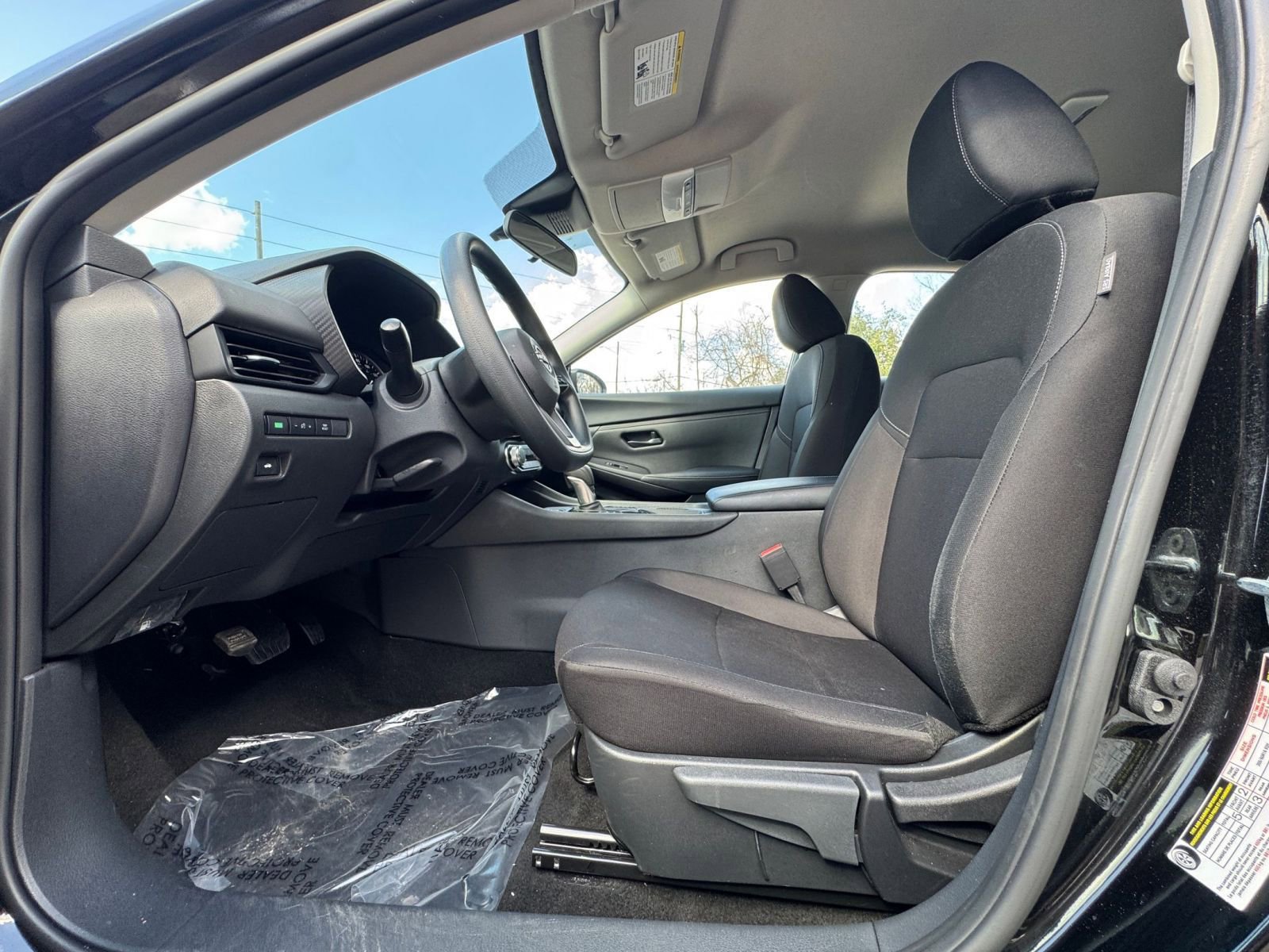 Thumbnail: 2025 Nissan Sentra - 23