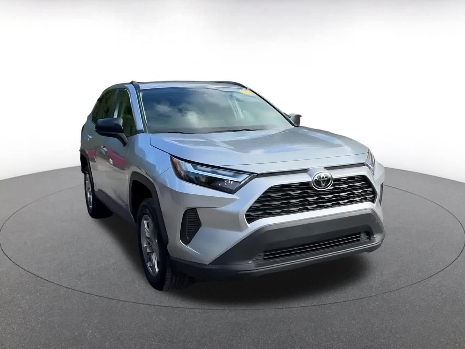 Thumbnail: 2025 Toyota RAV4 - 3