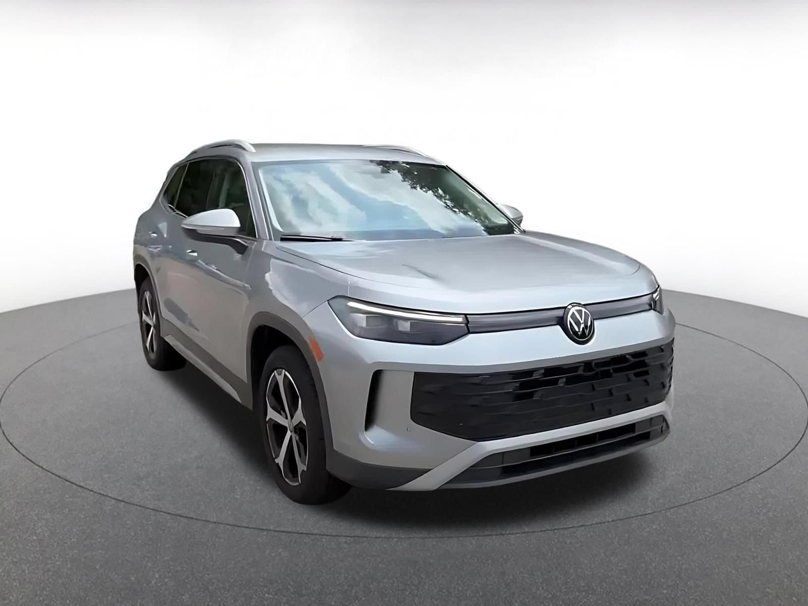 Thumbnail: 2026 Volkswagen Tiguan - 3