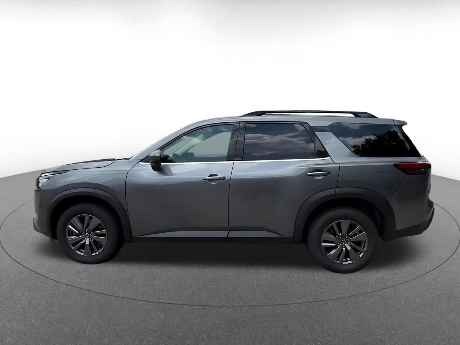 Thumbnail: 2025 Nissan Pathfinder - 9