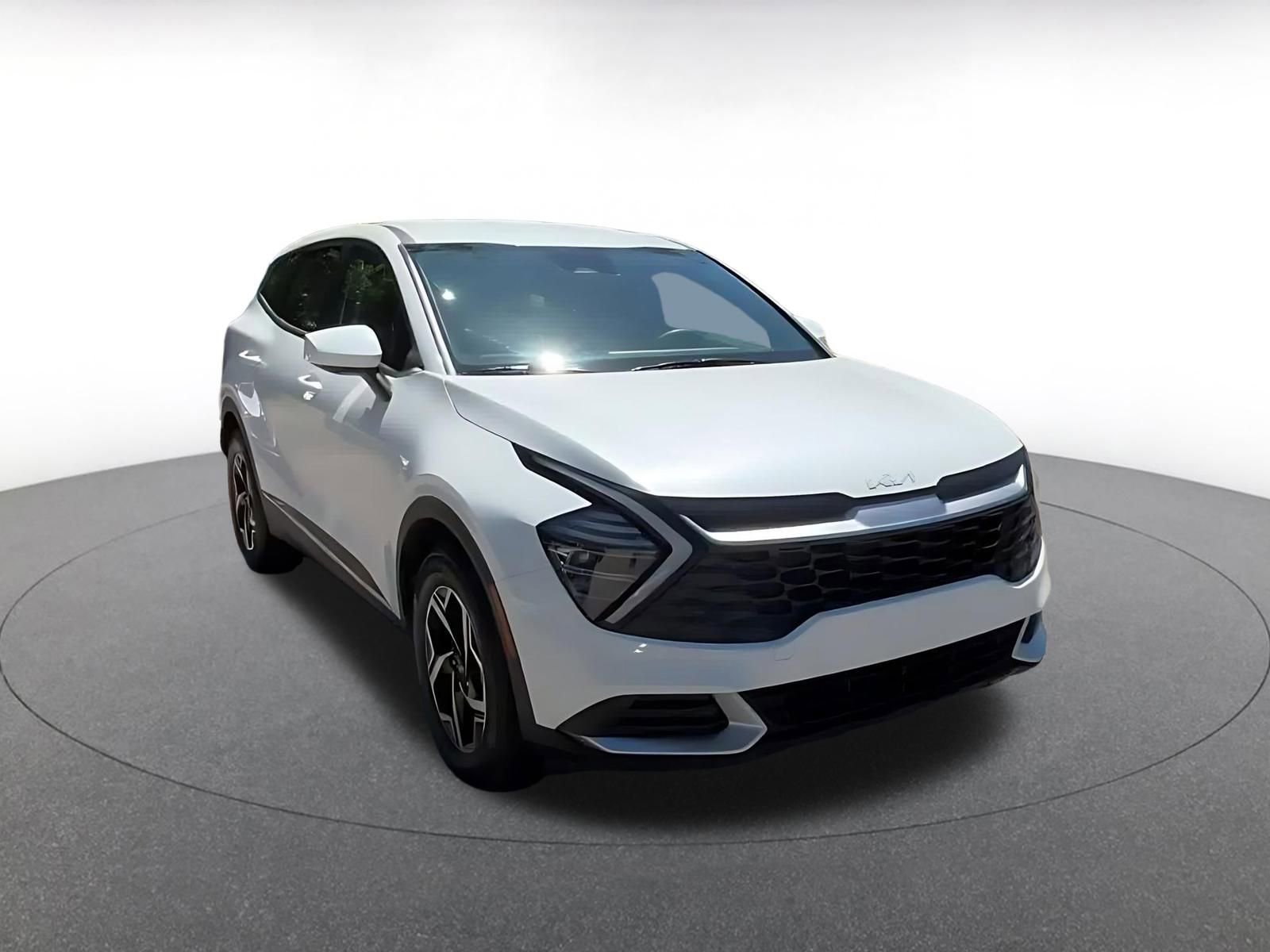 Thumbnail: 2025 Kia Sportage - 3
