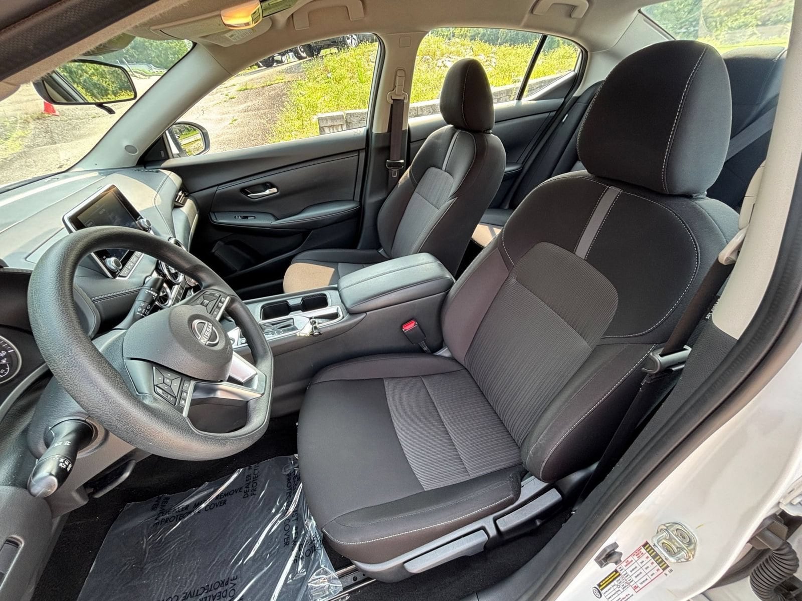 Thumbnail: 2025 Nissan Sentra - 33