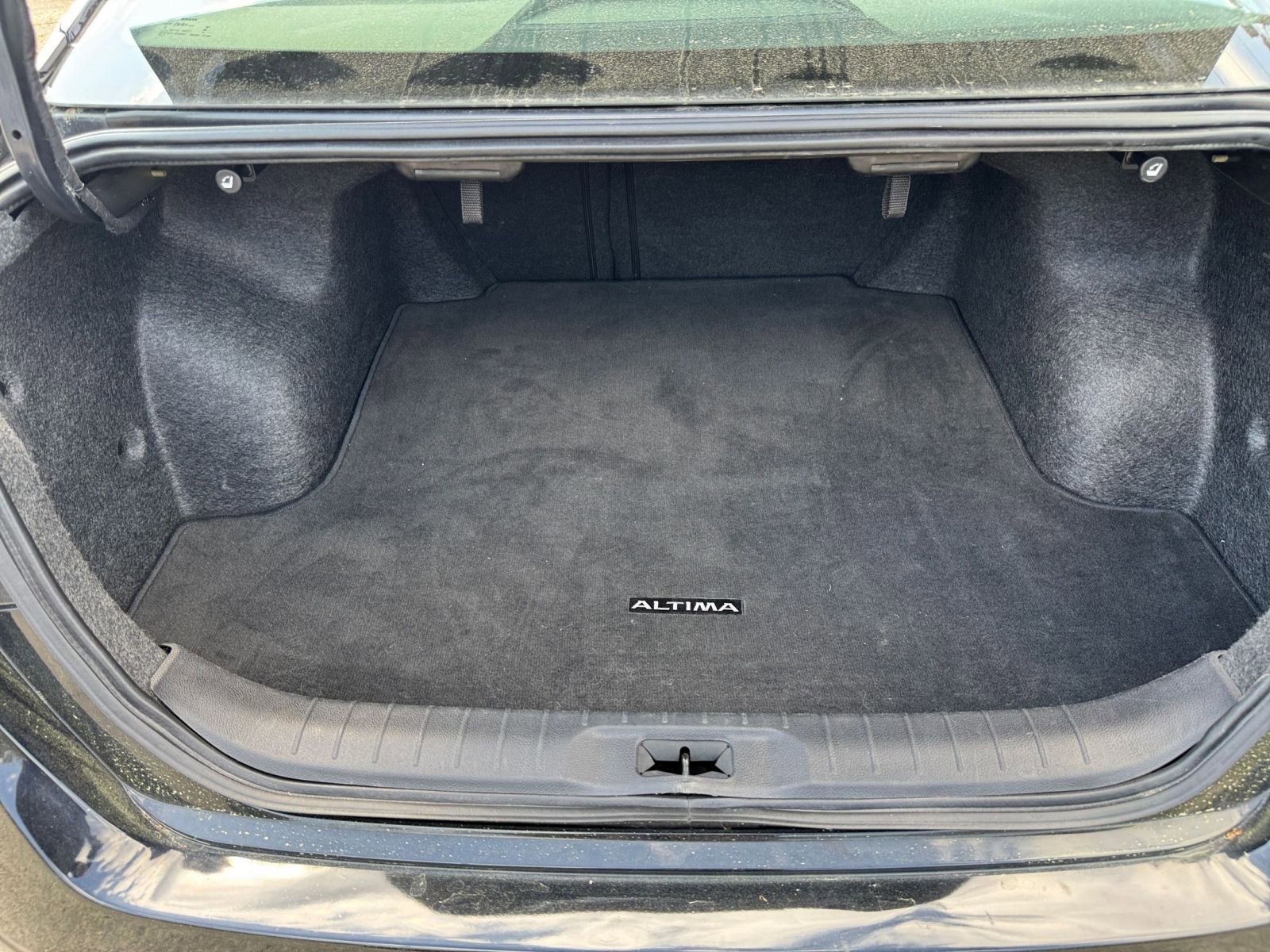 Thumbnail: 2025 Nissan Altima - 27