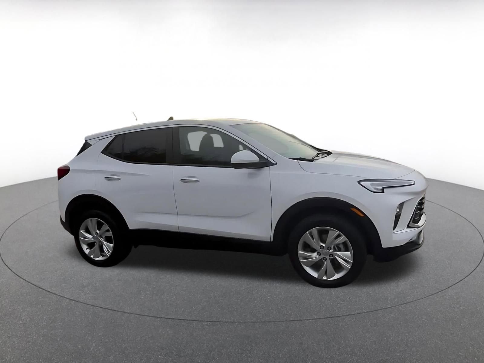 Thumbnail: 2025 Buick Encore GX - 2