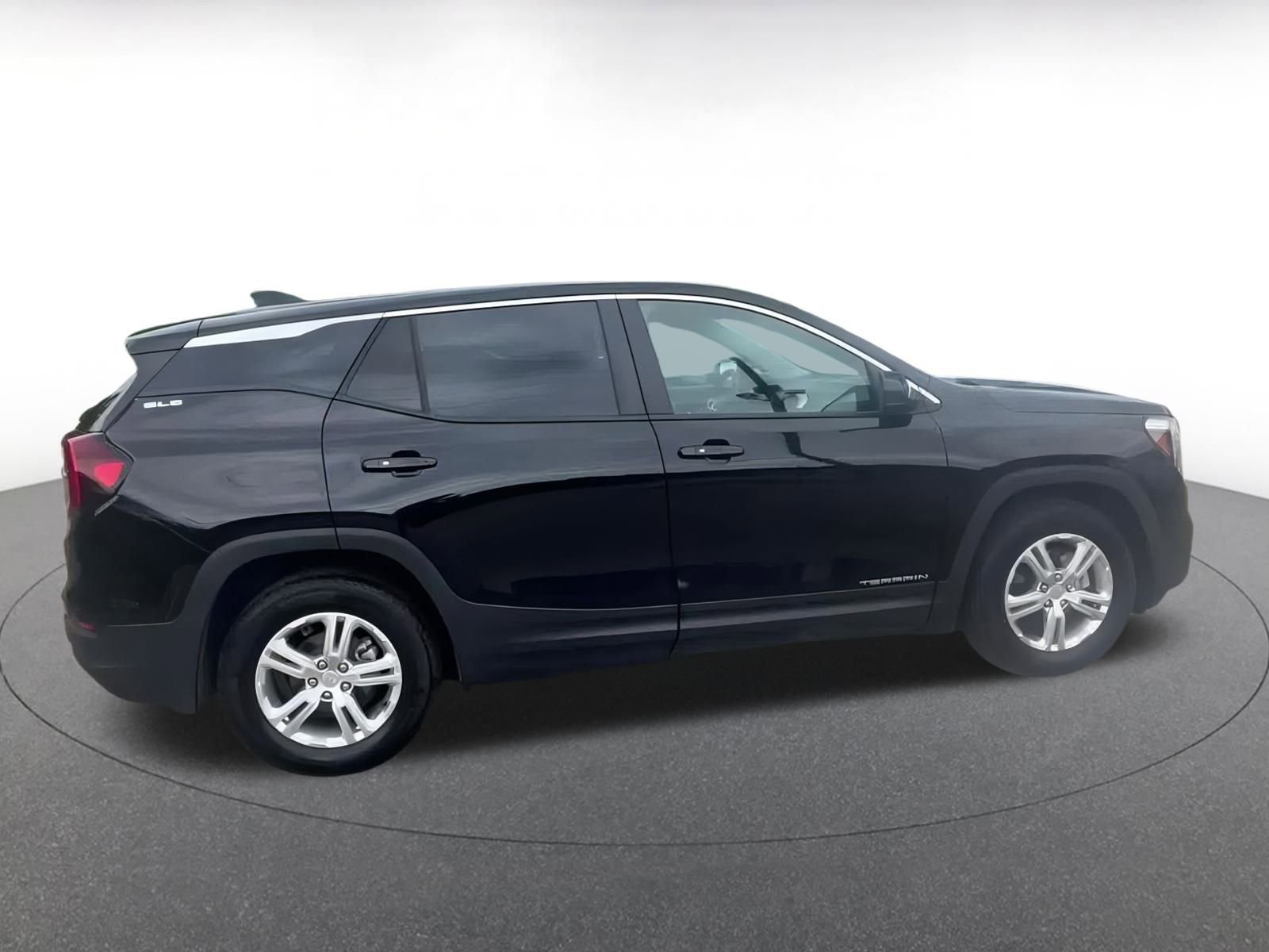 Thumbnail: 2024 GMC Terrain - 16