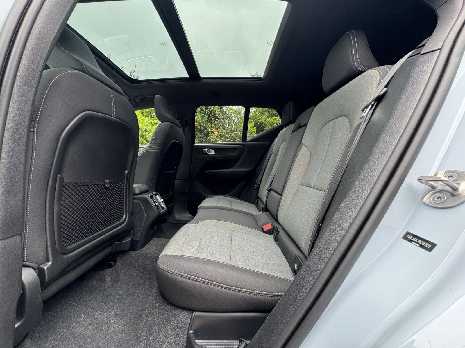 Thumbnail: 2024 Volvo XC40 - 21