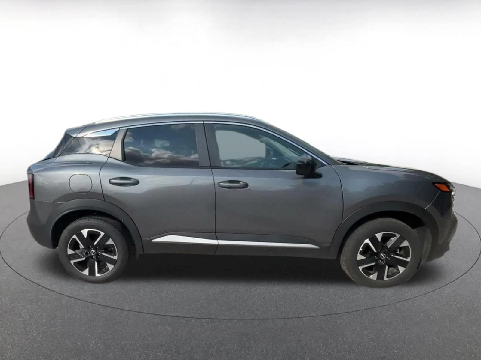 Thumbnail: 2026 Nissan Kicks - 13