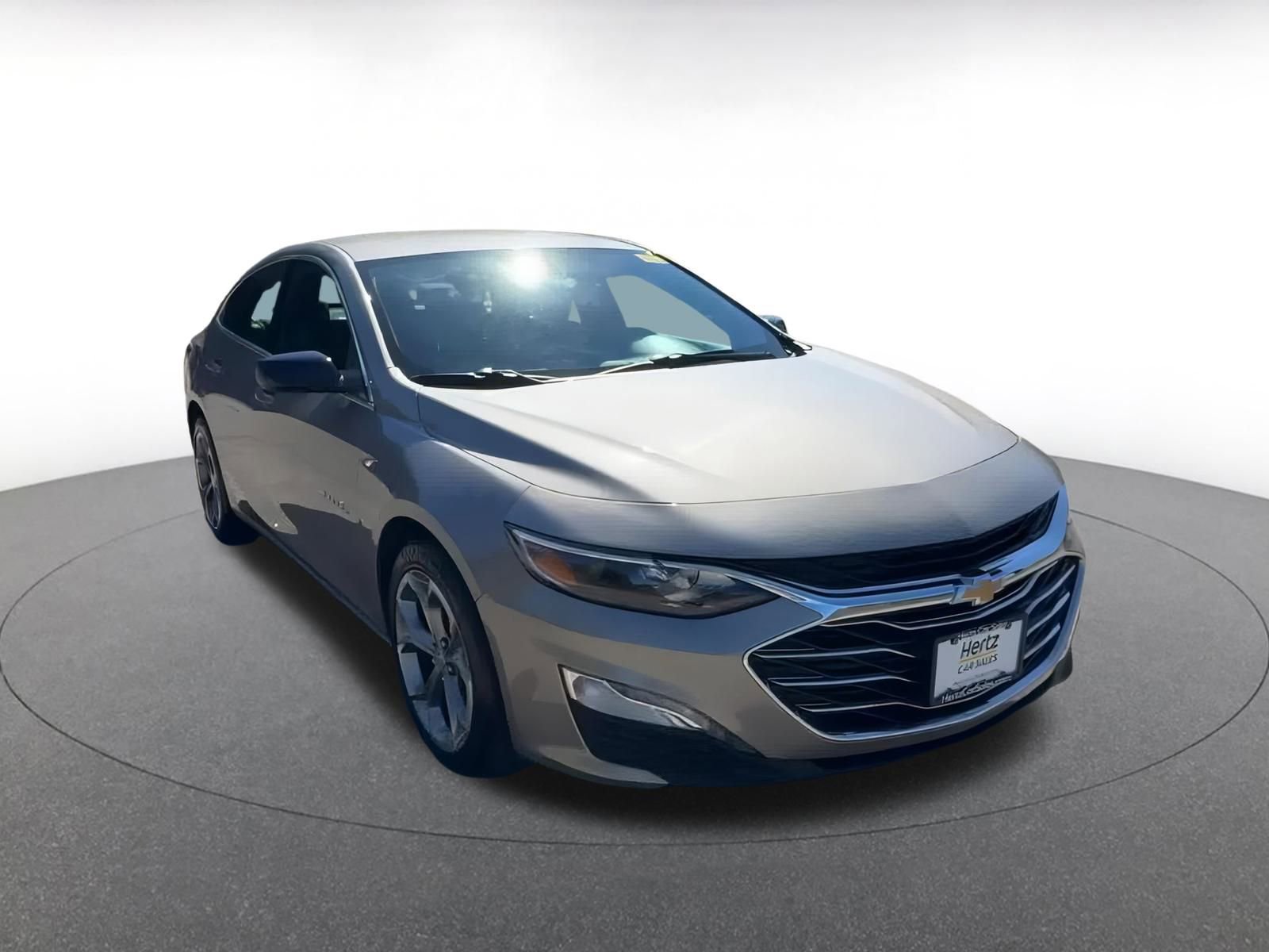 Thumbnail: 2023 Chevrolet Malibu - 3