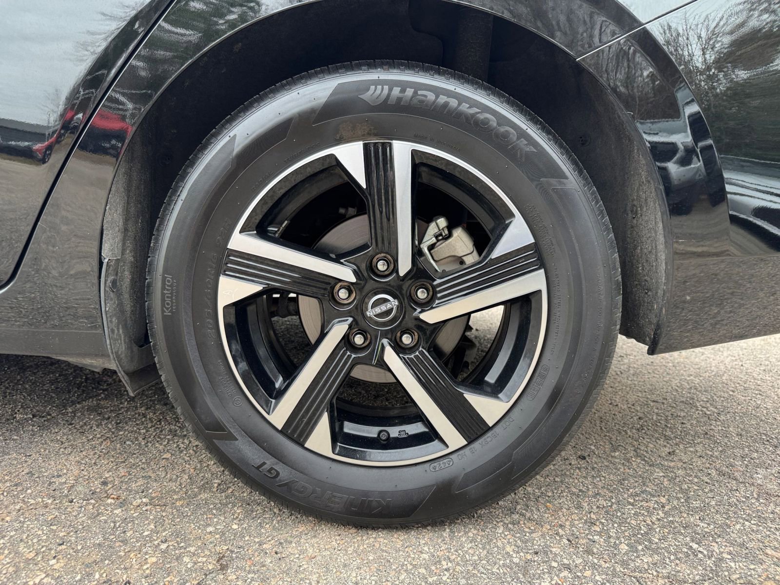 Thumbnail: 2025 Nissan Sentra - 25