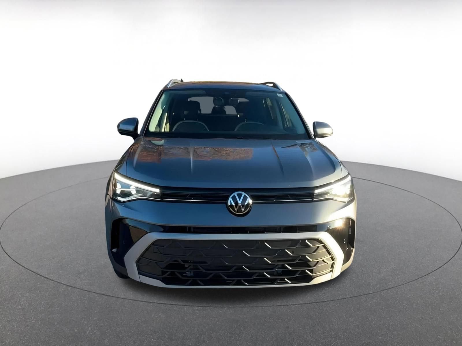 Thumbnail: 2025 Volkswagen Taos - 3