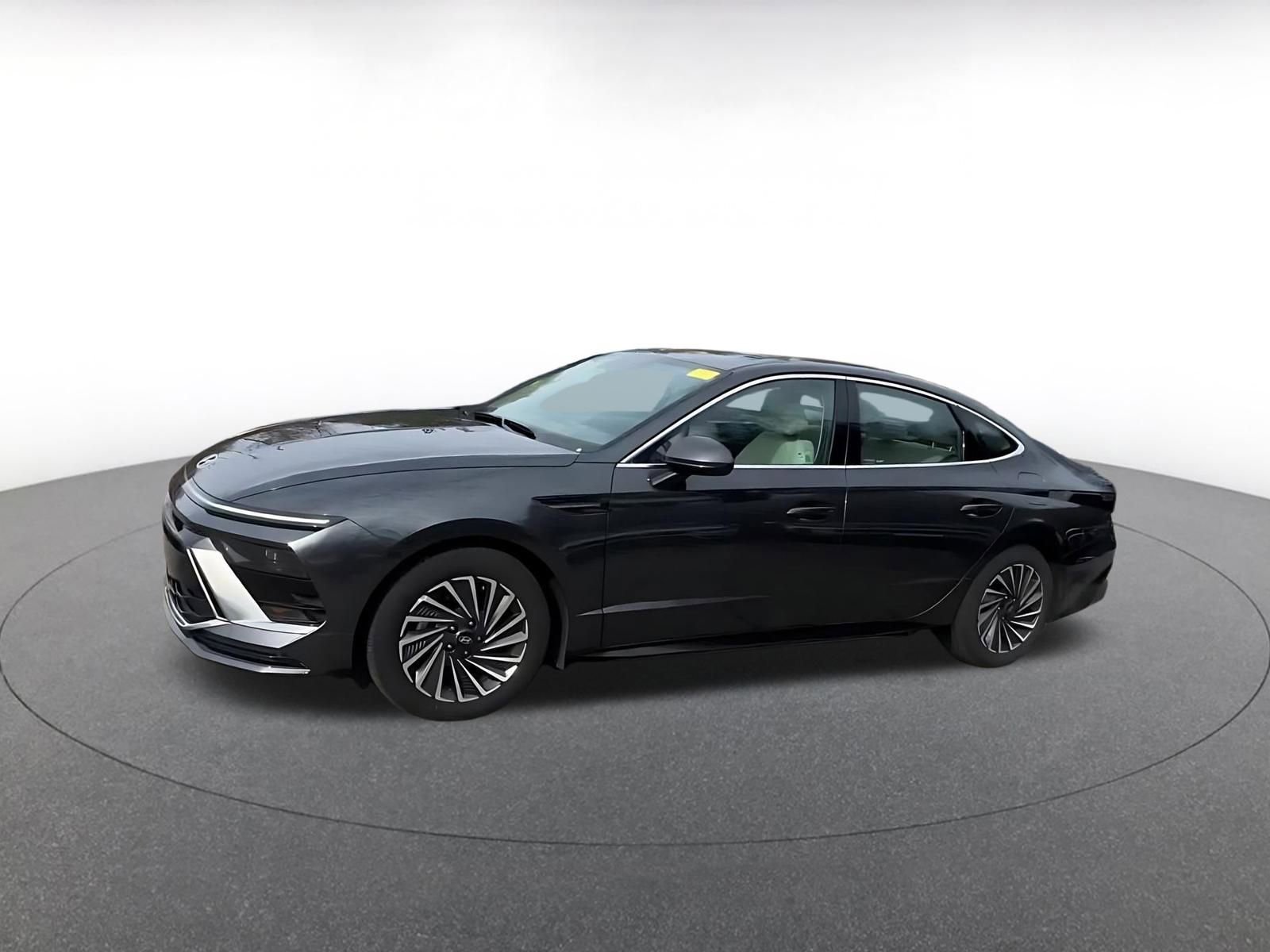Thumbnail: 2025 Hyundai Sonata - 9