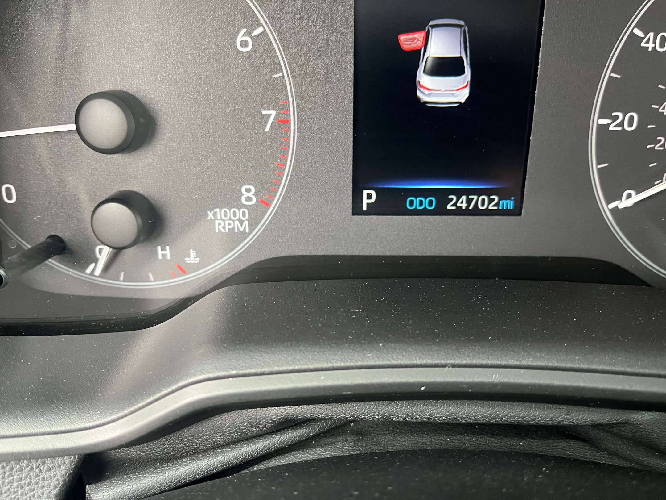 Thumbnail: 2025 Toyota Corolla - 9