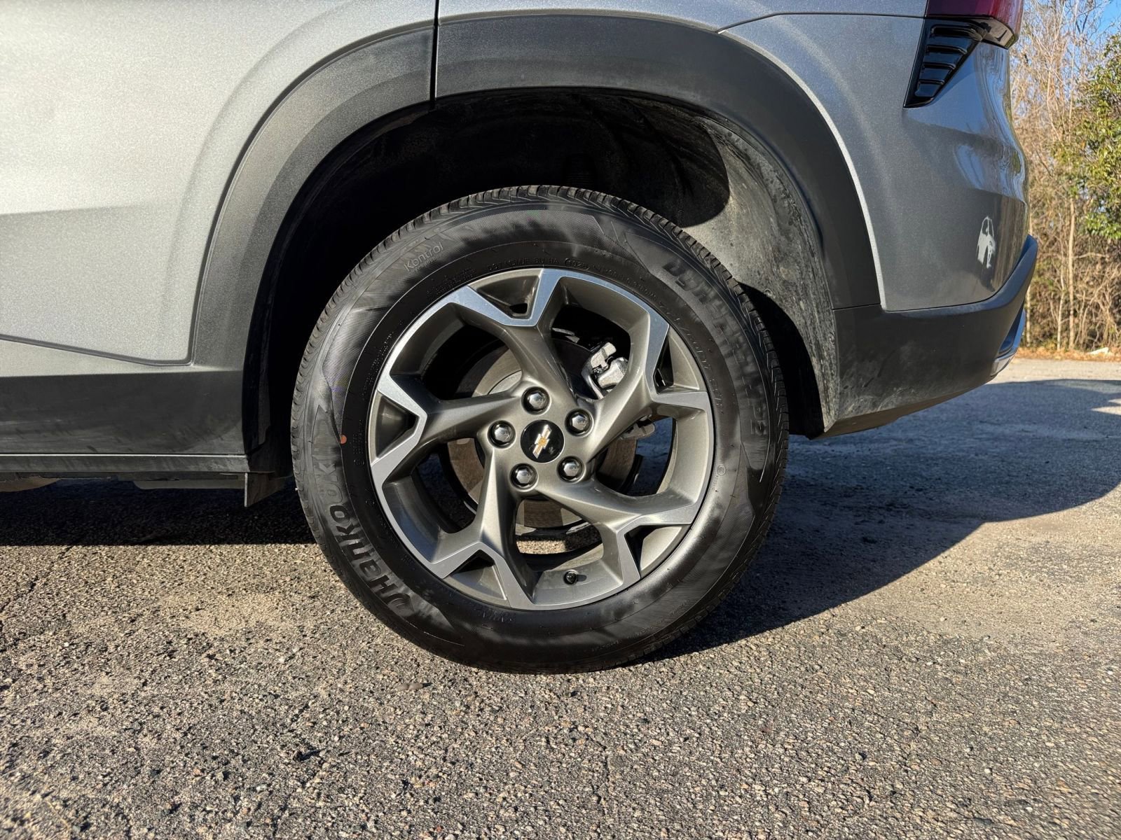 Thumbnail: 2025 Chevrolet Trax - 24