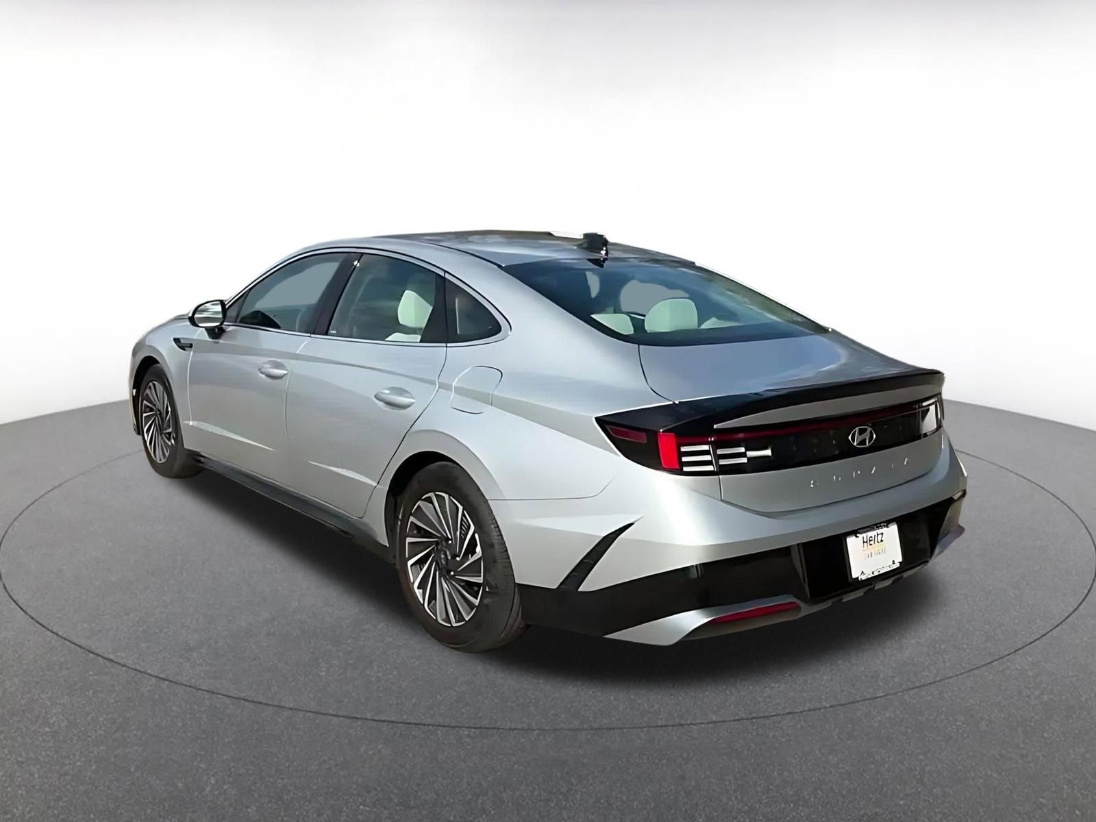 Thumbnail: 2025 Hyundai Sonata - 12