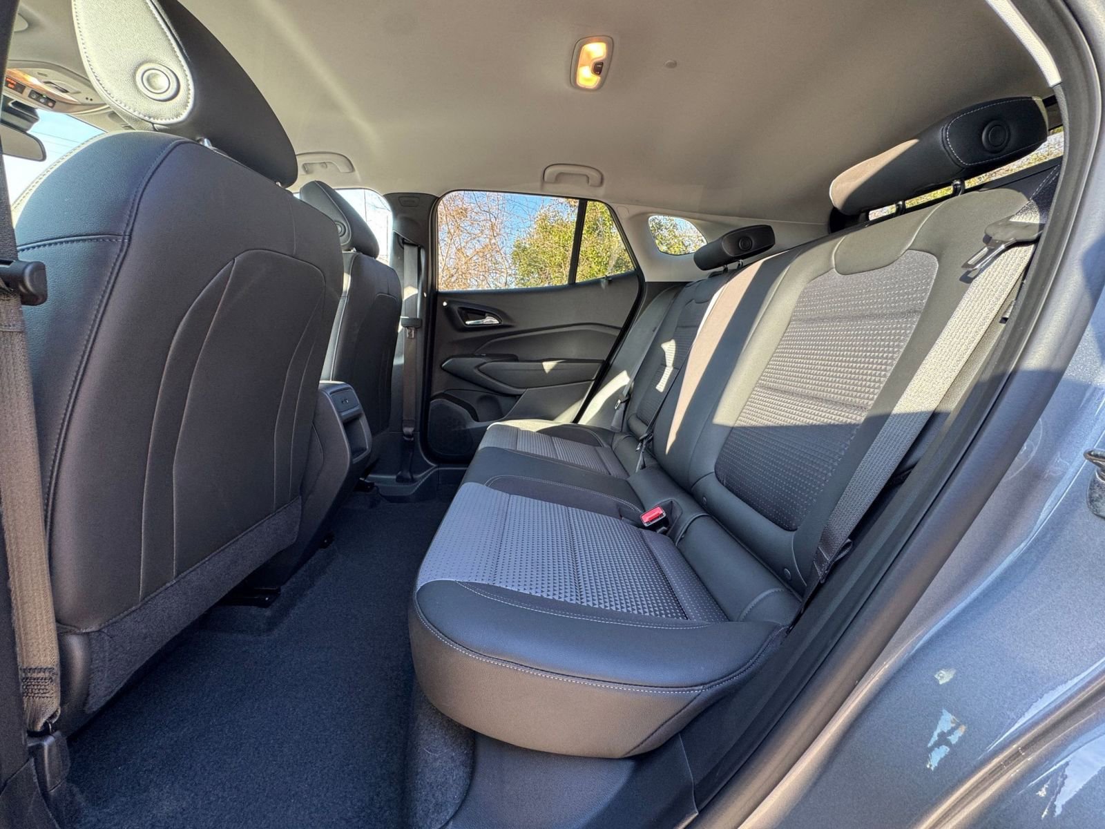 Thumbnail: 2025 Chevrolet Trax - 21