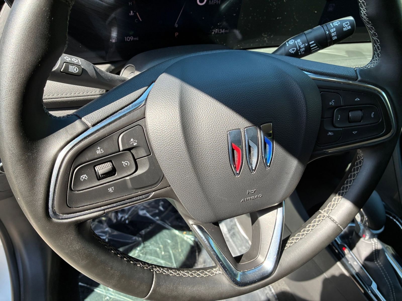 Thumbnail: 2025 Buick Encore GX - 25