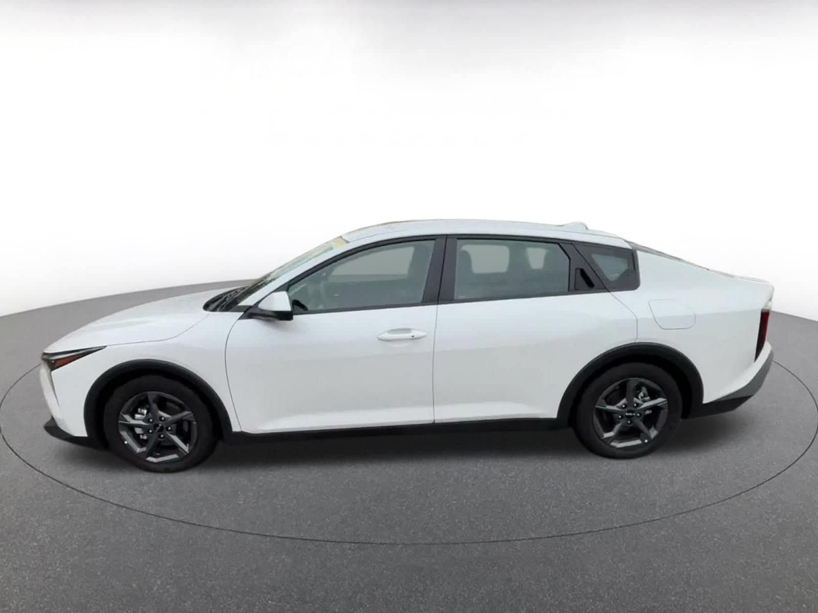 Thumbnail: 2026 Kia K4 - 8