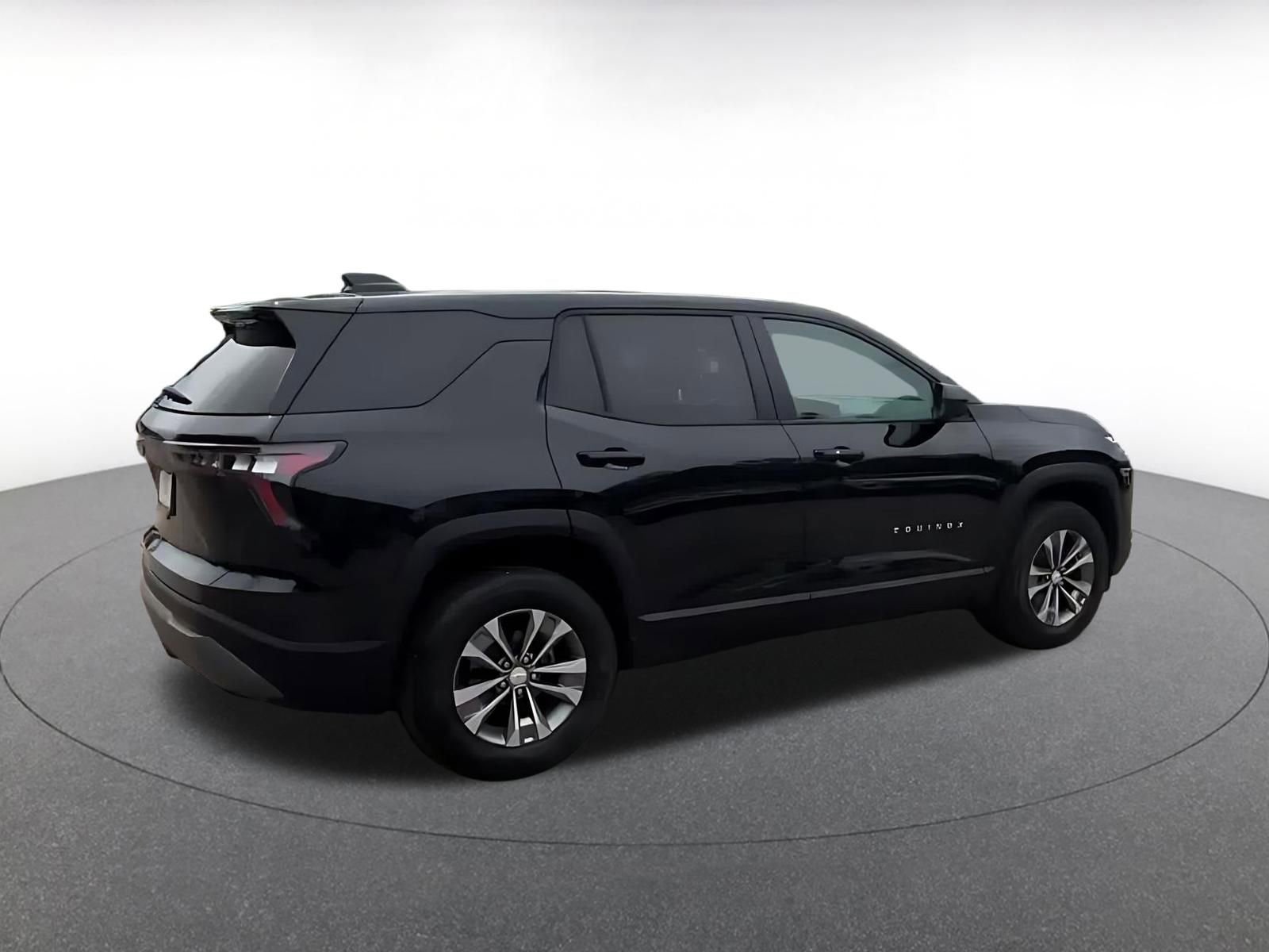 Thumbnail: 2025 Chevrolet Equinox - 15