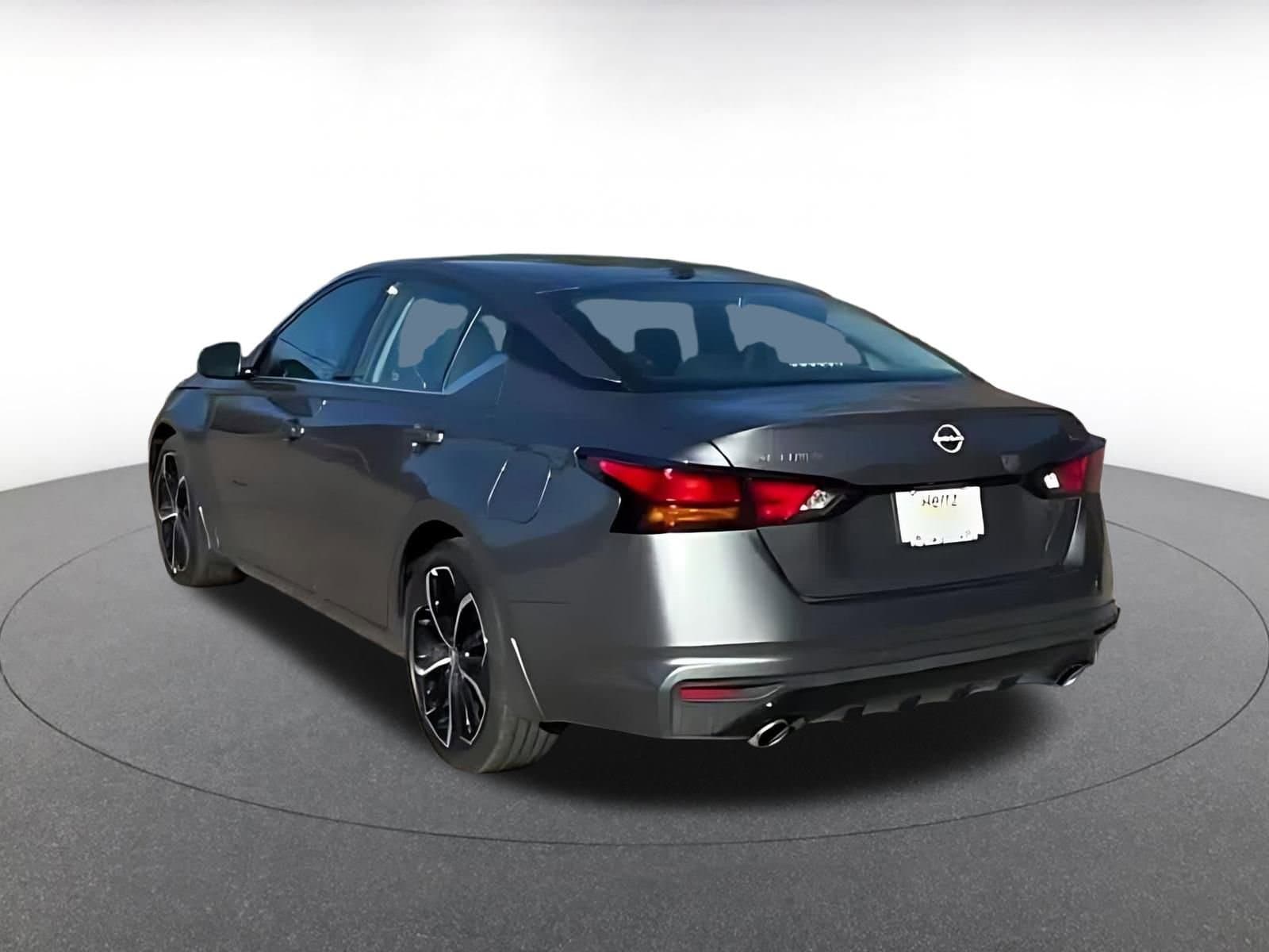 Thumbnail: 2025 Nissan Altima - 11