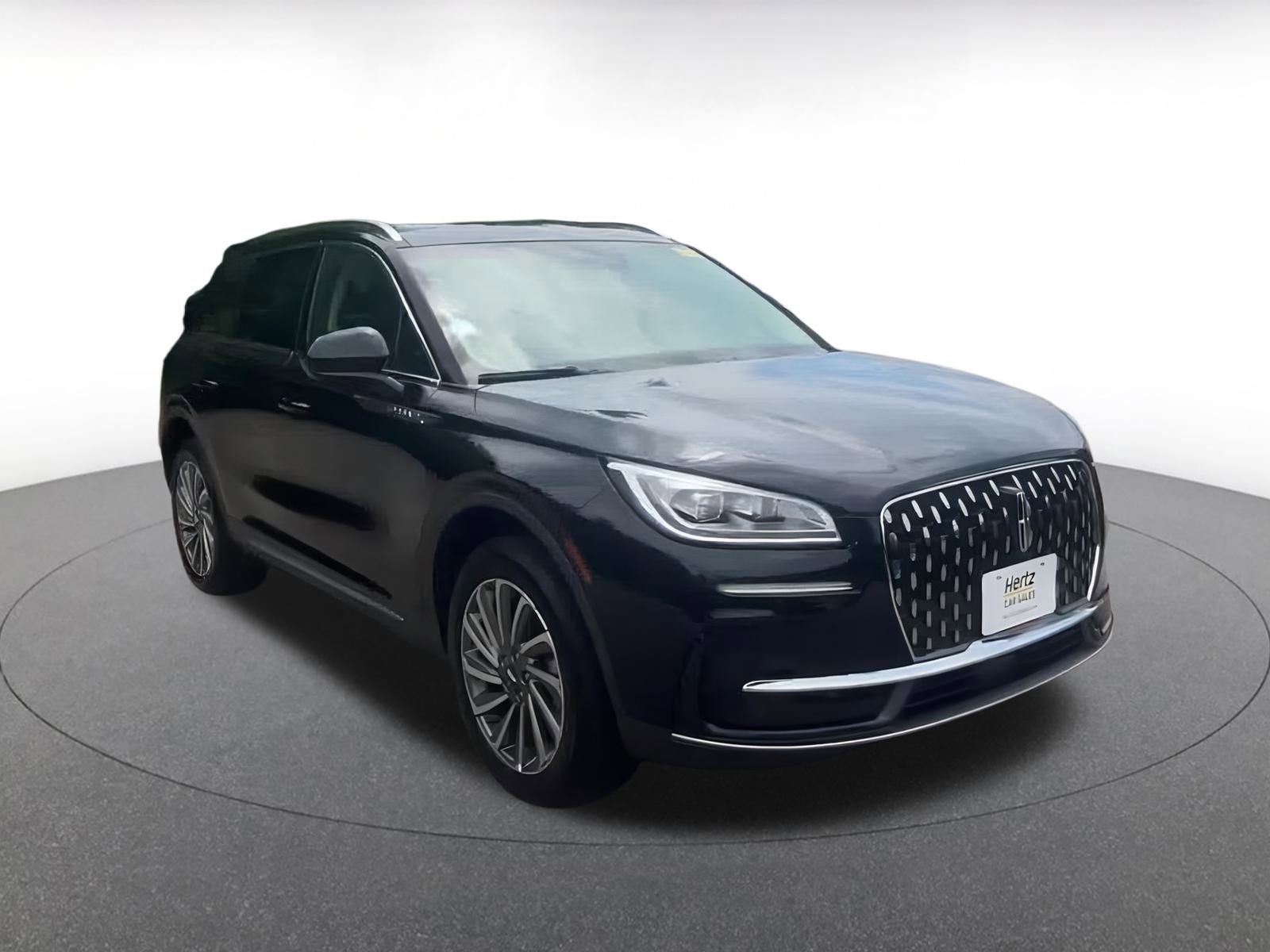 Thumbnail: 2024 Lincoln Corsair - 3