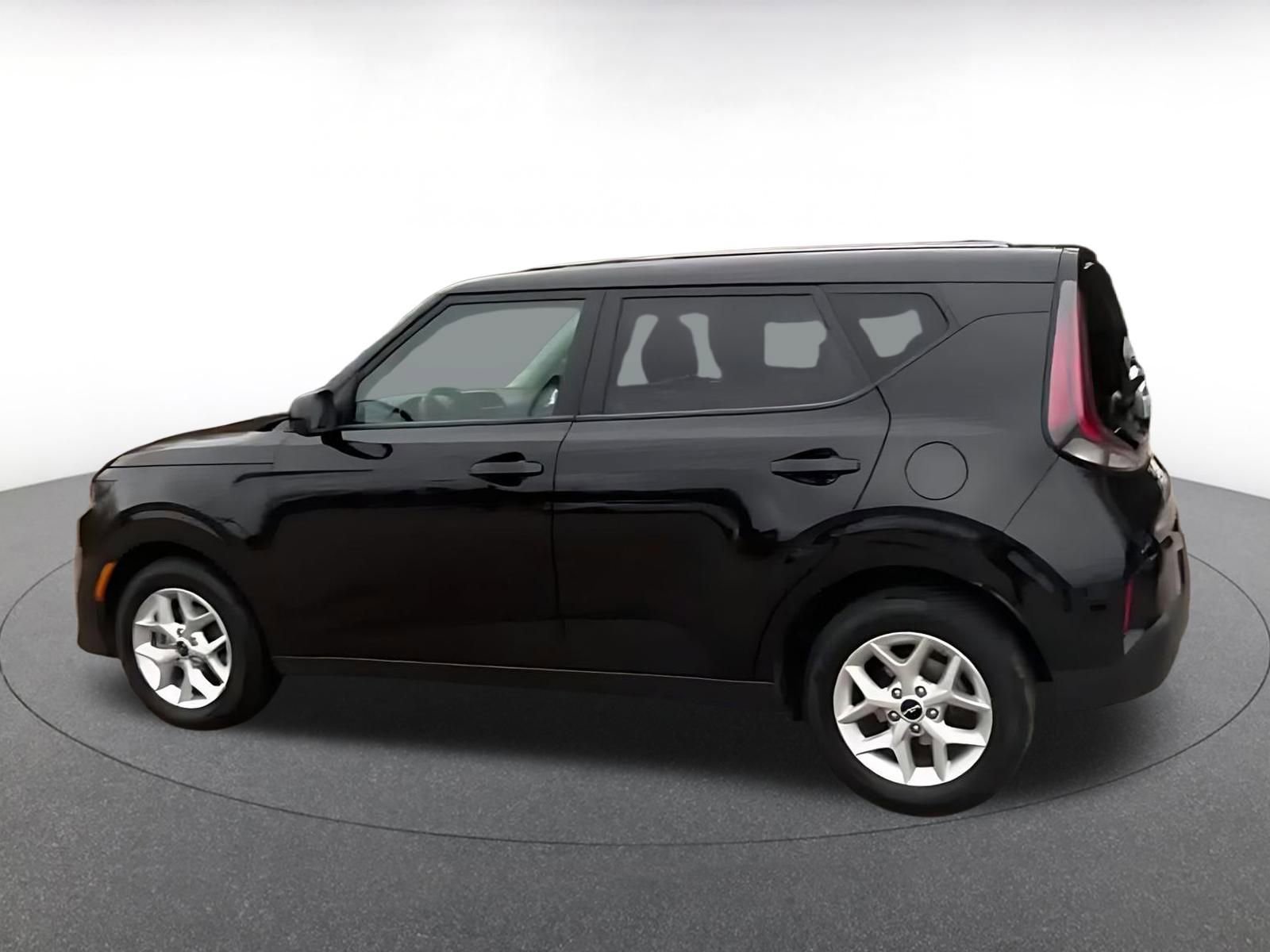 Thumbnail: 2025 Kia Soul - 10