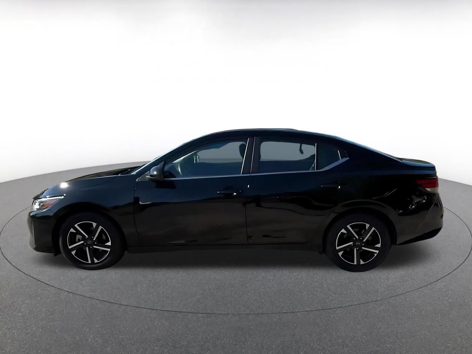 Thumbnail: 2025 Nissan Sentra - 8