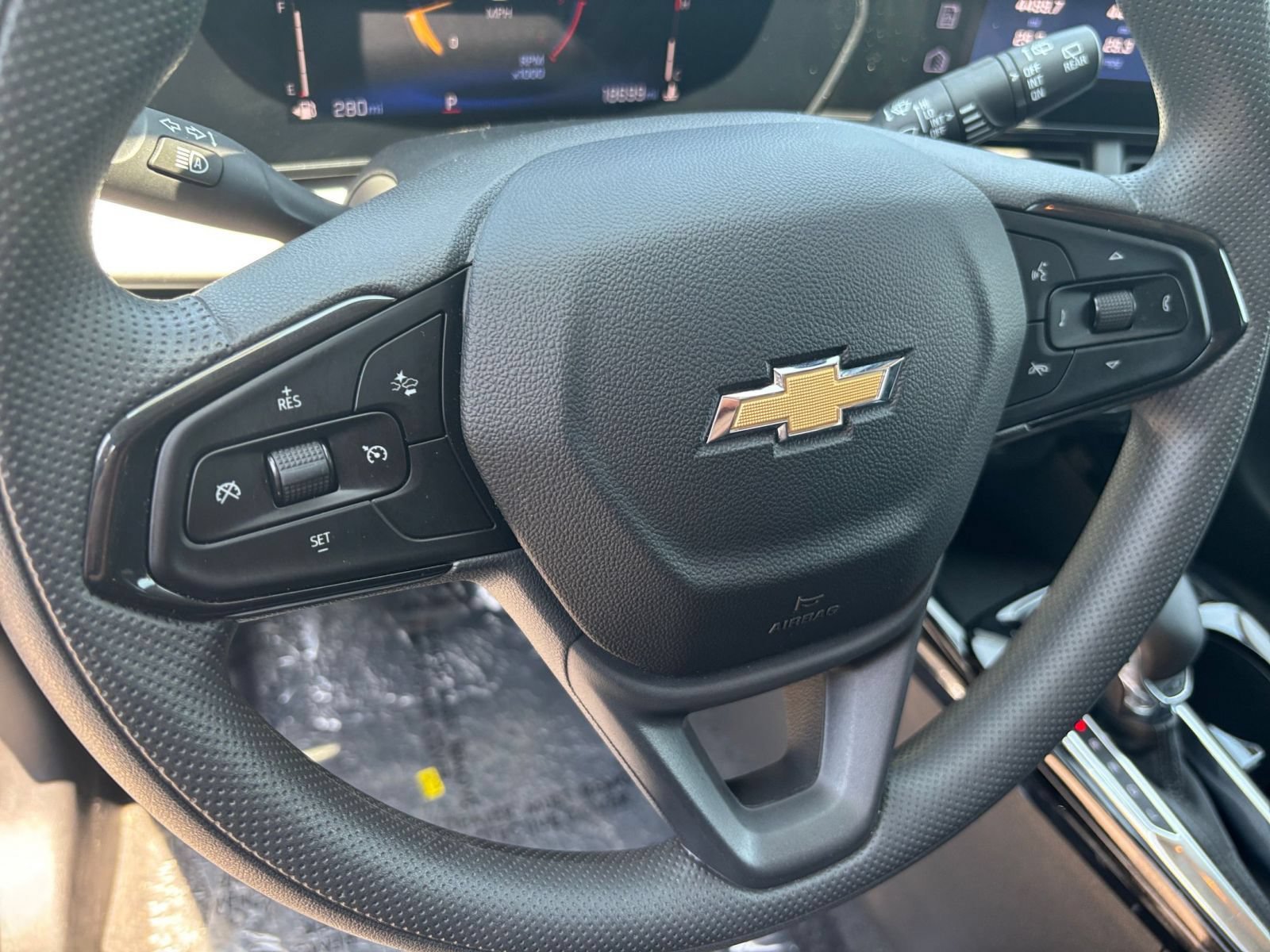 Thumbnail: 2025 Chevrolet Trax - 27