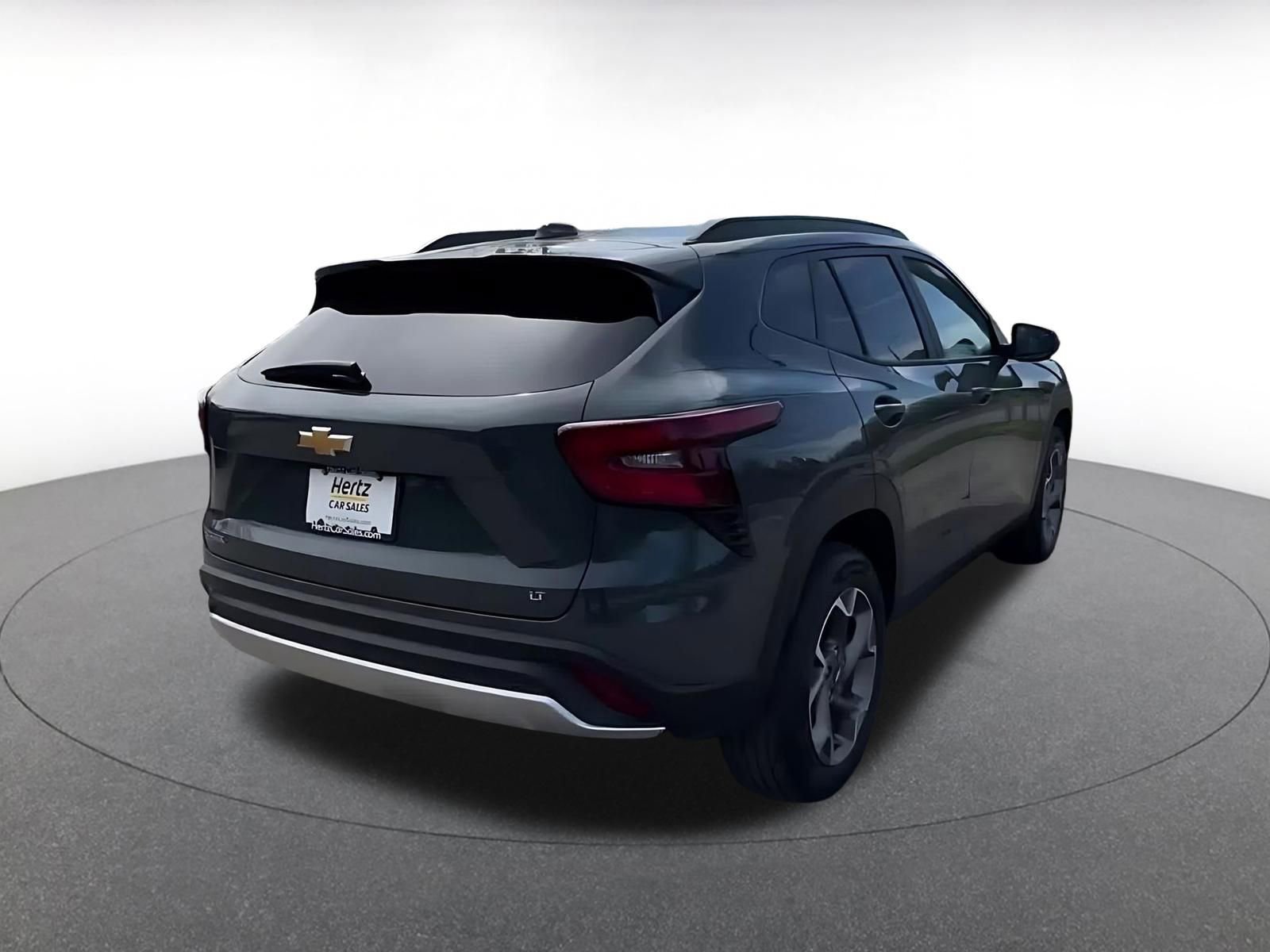 Thumbnail: 2025 Chevrolet Trax - 14